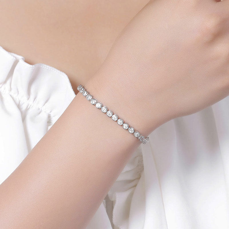 Luxurious Sterling Silver Round Bezel 3MM Moissanite Tennis Bracelet